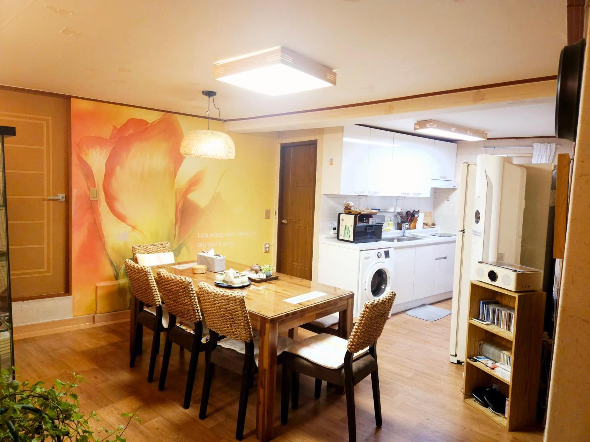 Lydia Craft Guesthouse Seoul Exteriör bild