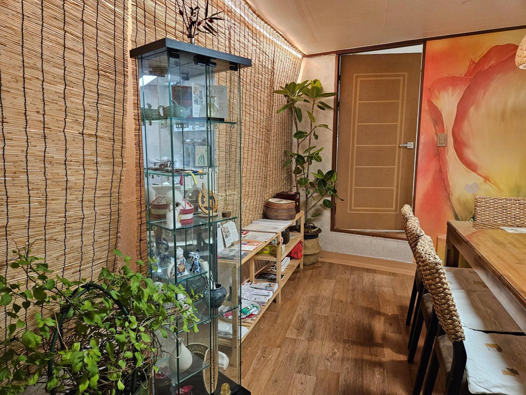 Lydia Craft Guesthouse Seoul Exteriör bild